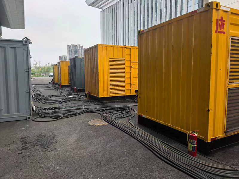 郭河镇不同季节柴油发电机组保养有哪些注意事项?